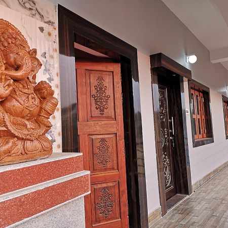 Chairosana Mansion Bhubaneswar Eksteriør billede